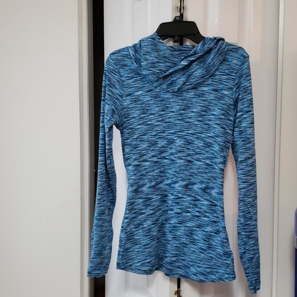 Columbia hooded tee